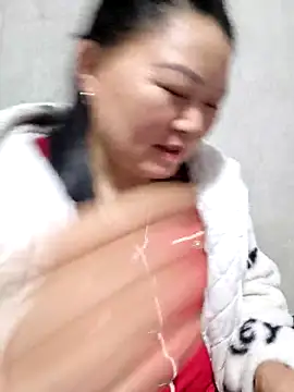 yoowwmr: вебкам-шоу