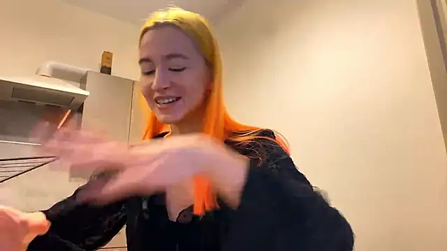 EmilyHein's Live XXX Chat