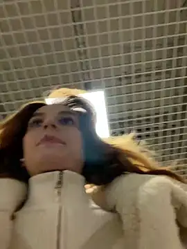 -AngelAri- Live XXX Chat