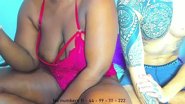 Онлайн чат XXX aphrodites_ass