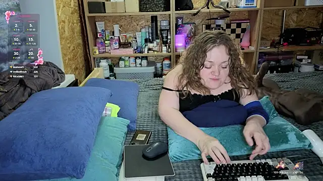 Chat +18 de MiniNatalie ao vivo