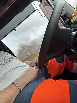 Groscul6938's Live XXX Chat