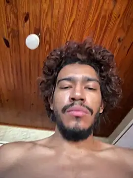 OfficialMineirinho's Live XXX Chat