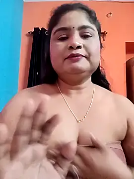 hornyriyanka Webcam Show