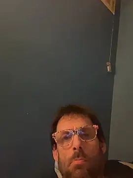 Thickerthenasnickerandkk Adlı Modelin Canlı XXX Sohbeti