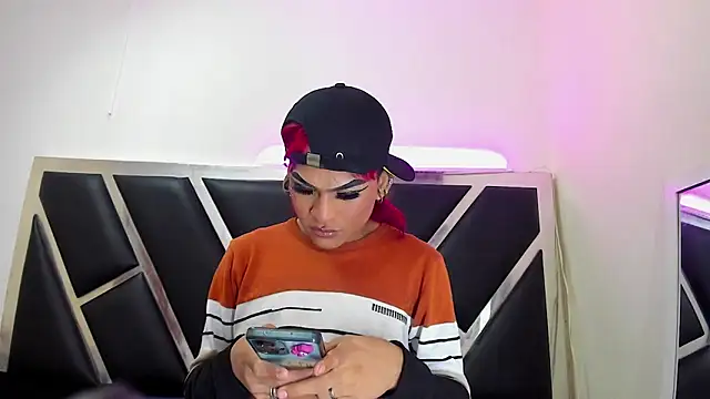 Dania-Thompsonのウェブカメラショー