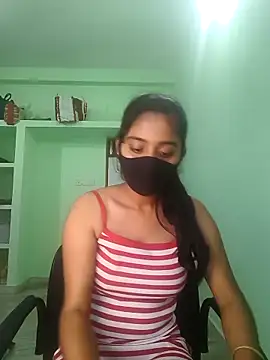 shrutee12 Webcam Show