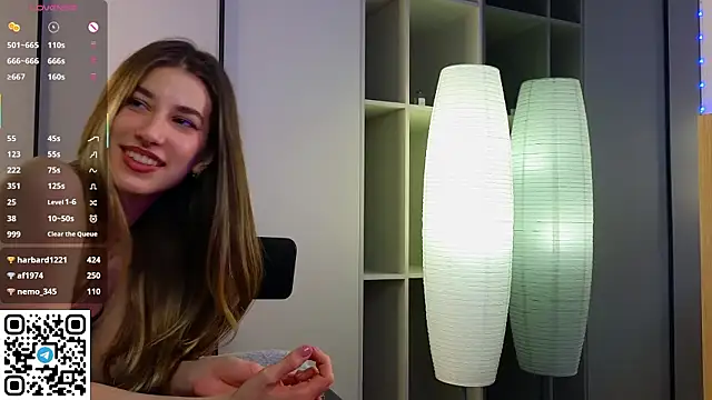 Quinavelle's Live XXX Chat