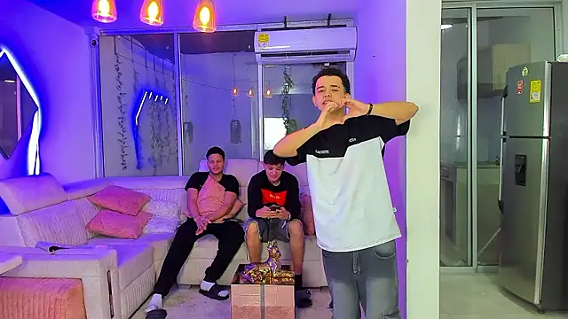 Chat XXX ao vivo de Houseofwarrios