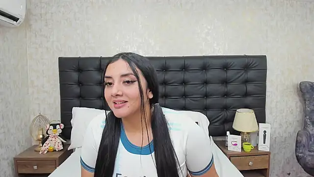 دردشة AmaliaDalton الجنسية المباشرة