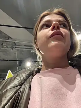 Chatroom XXX en direct de HarrietDart