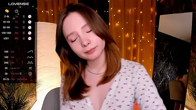 LanaBlu_'s Live XXX Chat