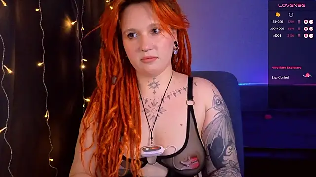 The_Full_Red_Moon's Live XXX Chat