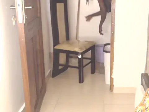 squirt_woman2: онлайн-секс-чат