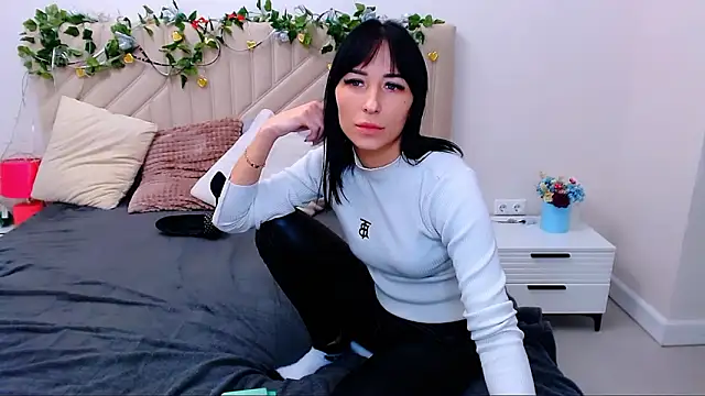 Webkamerová show BURNING-BRUNETKA