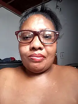 YELLOW_BONE Chat XXX in diretta