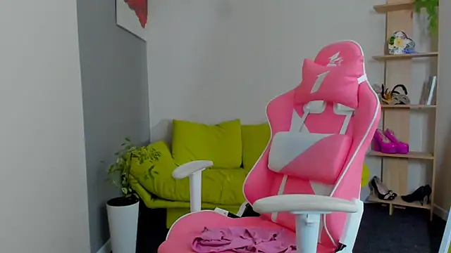 Doliss Live XXX-chat