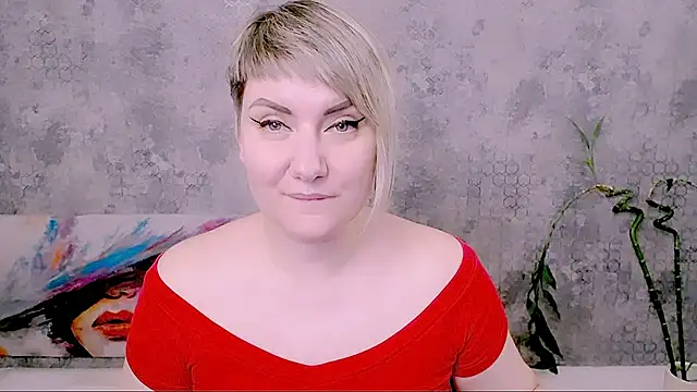 Djullia Chat XXX in diretta