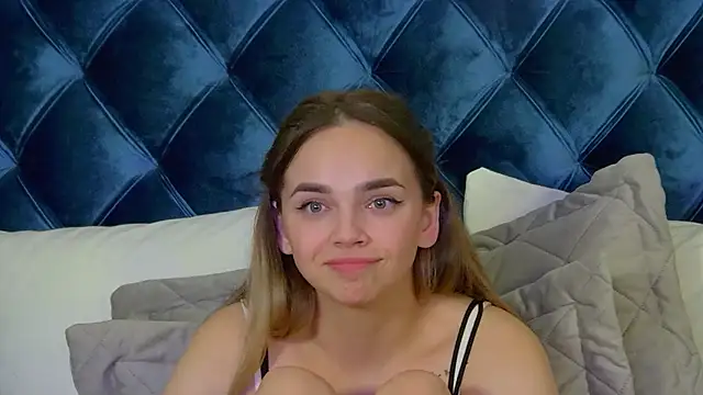 AnitaVenture Chat XXX in diretta