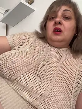 LanaSoftt élő XXX-chatje