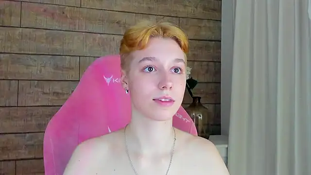 دردشة AgataGate الجنسية المباشرة