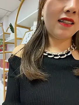 Efangfang 网络视讯表演