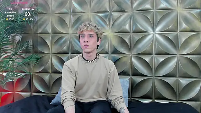 DannyParker_ élő XXX-chatje