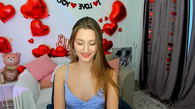 NaturalBeaty's Live XXX Chat