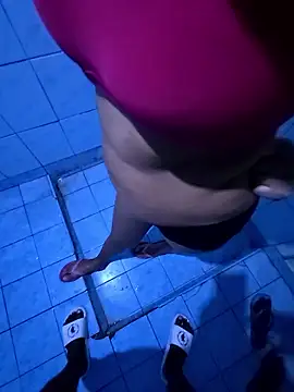 b12sri élő XXX-chatje