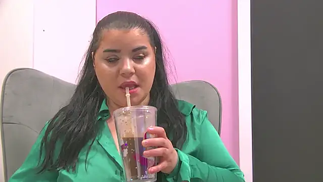 BustyMadisonのライブXXXチャット