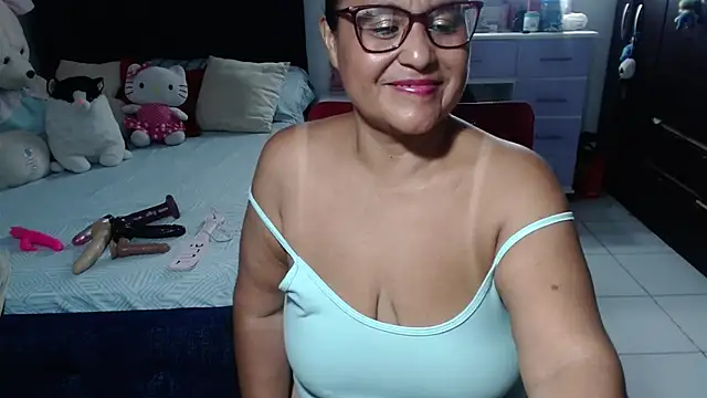 pervert_mommy_ live XXX chat