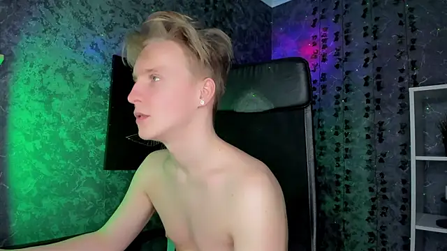 AlexxSweet 在線直播表演