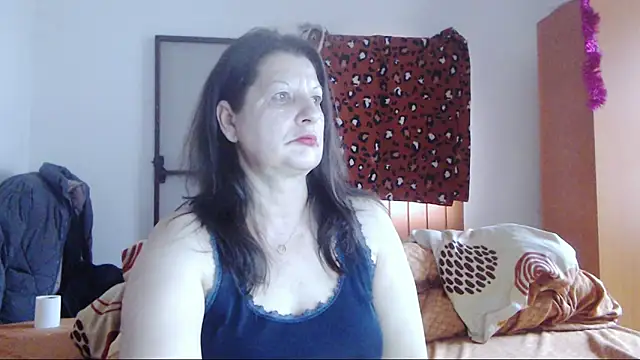 ExtasyMature Chat XXX live