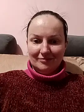 BustyLadyAlma Adlı Modelin Canlı XXX Sohbeti