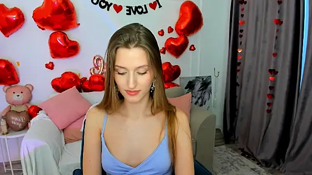 NaturalBeaty's Live XXX Chat