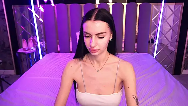 Snow_WhiteeeX লাইভ XXX চ্যাট