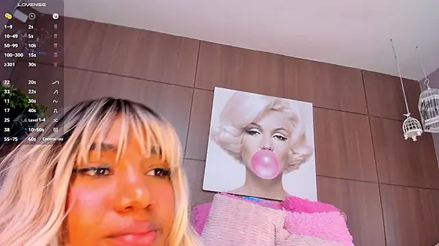 ImaniOkoyeのライブXXXチャット