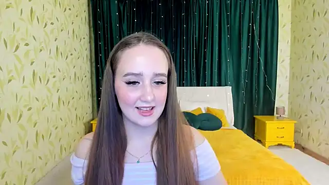 Онлайн чат XXX SabrinaCandi