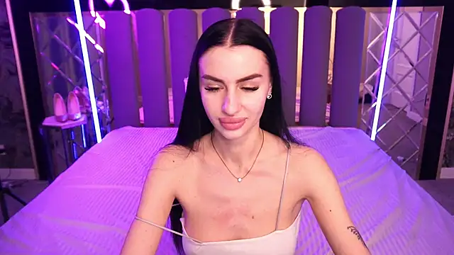 Chatroom XXX en direct de Snow_WhiteeeX