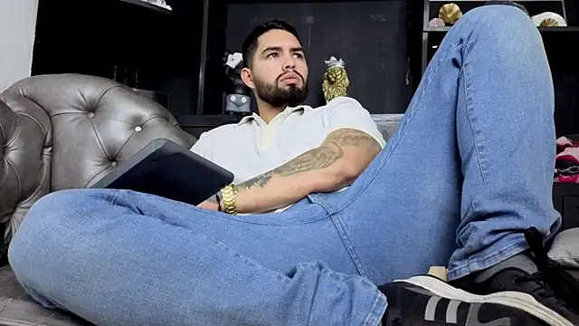 matteosantos élő XXX-chatje