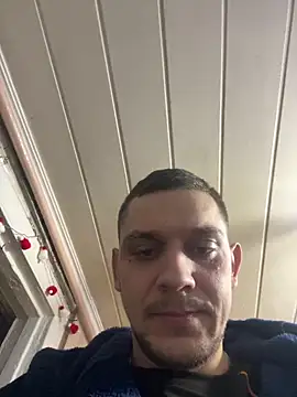 BogdanNegodaのライブXXXチャット