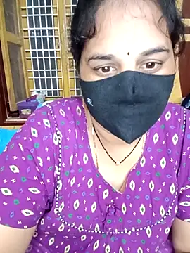 maduri__'s Webcam Show