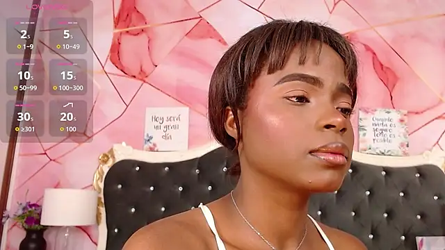 LindaBird Live XXX-chat