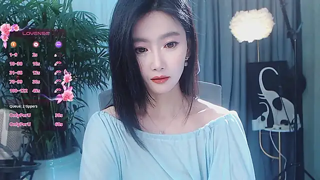 feifei-love élő XXX-chatje