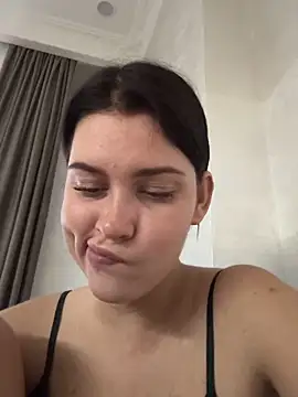 KikiWatson 라이브 XXX 채팅