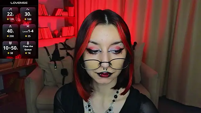 Mistress__Marcelline élő XXX-chatje