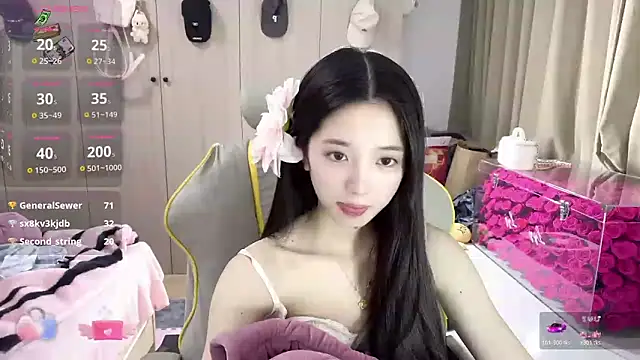 Chat XXX ao vivo de OiOi-666