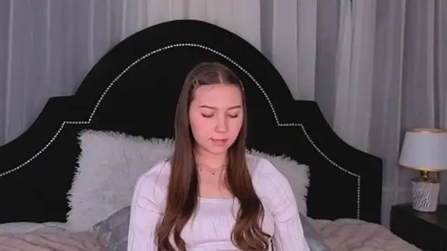 OliviaLay: онлайн-секс-чат