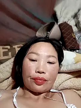 blonde_blg: онлайн-секс-чат