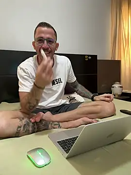 Lucasjandre Adlı Modelin Web Kamerası Şovu